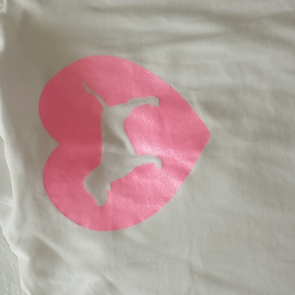 Pink Victoria Secret sweater - Picture 14 of 17